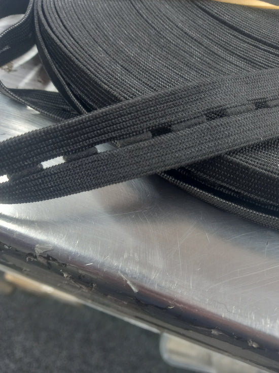 Button Hole Elastic 25mm - Black