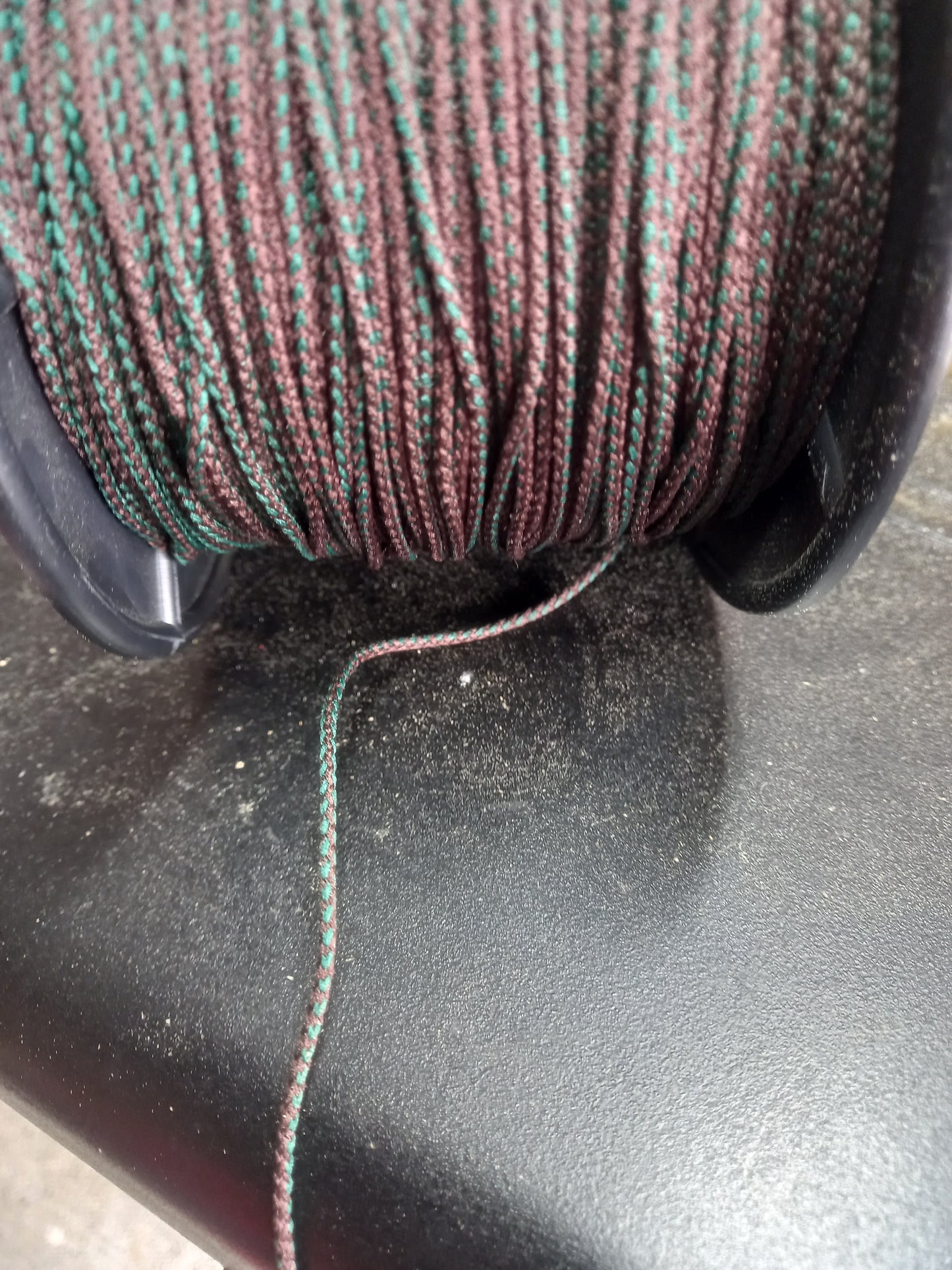 1.5mm Nylon 2 coloured cord - Brown/Bottle