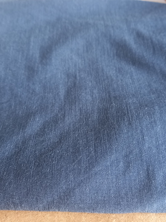 Steel 100% merino - 40cm remnant - small hole