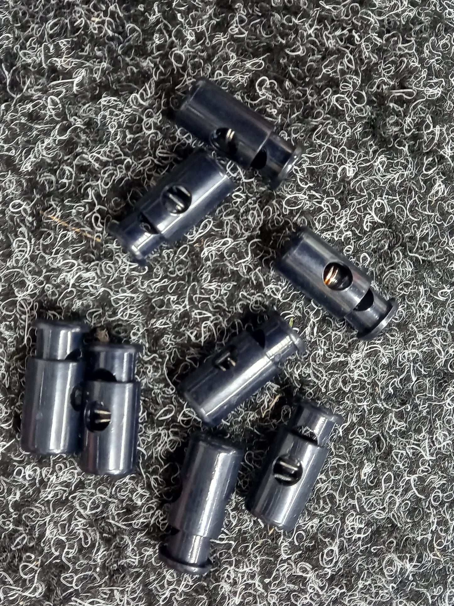 6mm Black Barrel Spring Toggles