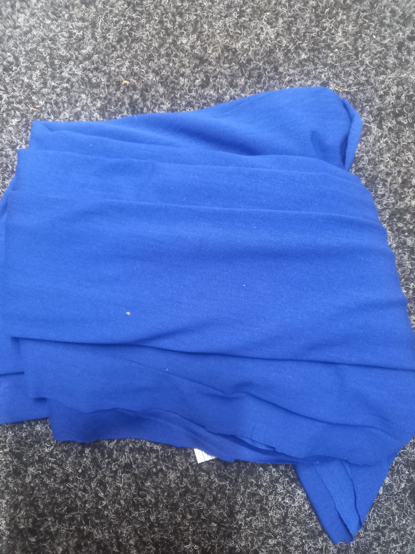 Sapphire 100% Merino -1 .30 remnant