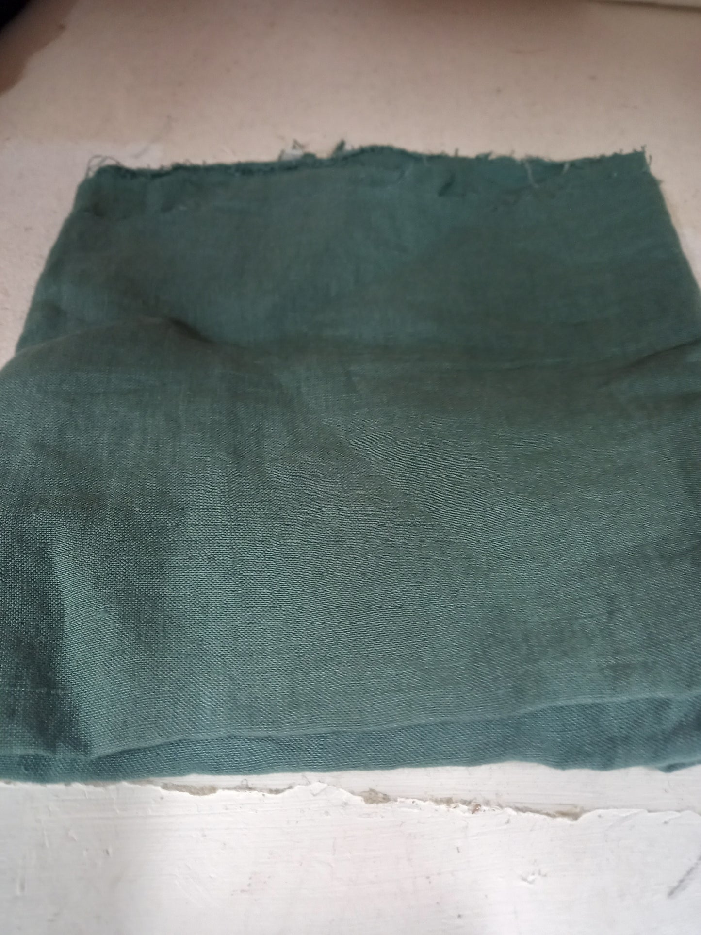 Greenstone 100% Linen - 30om remnant