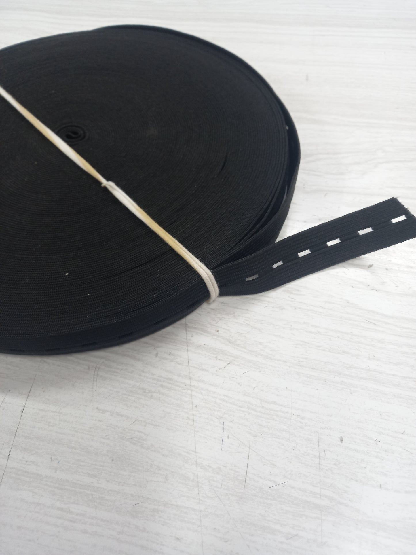 Button Hole Elastic 19mm - Black