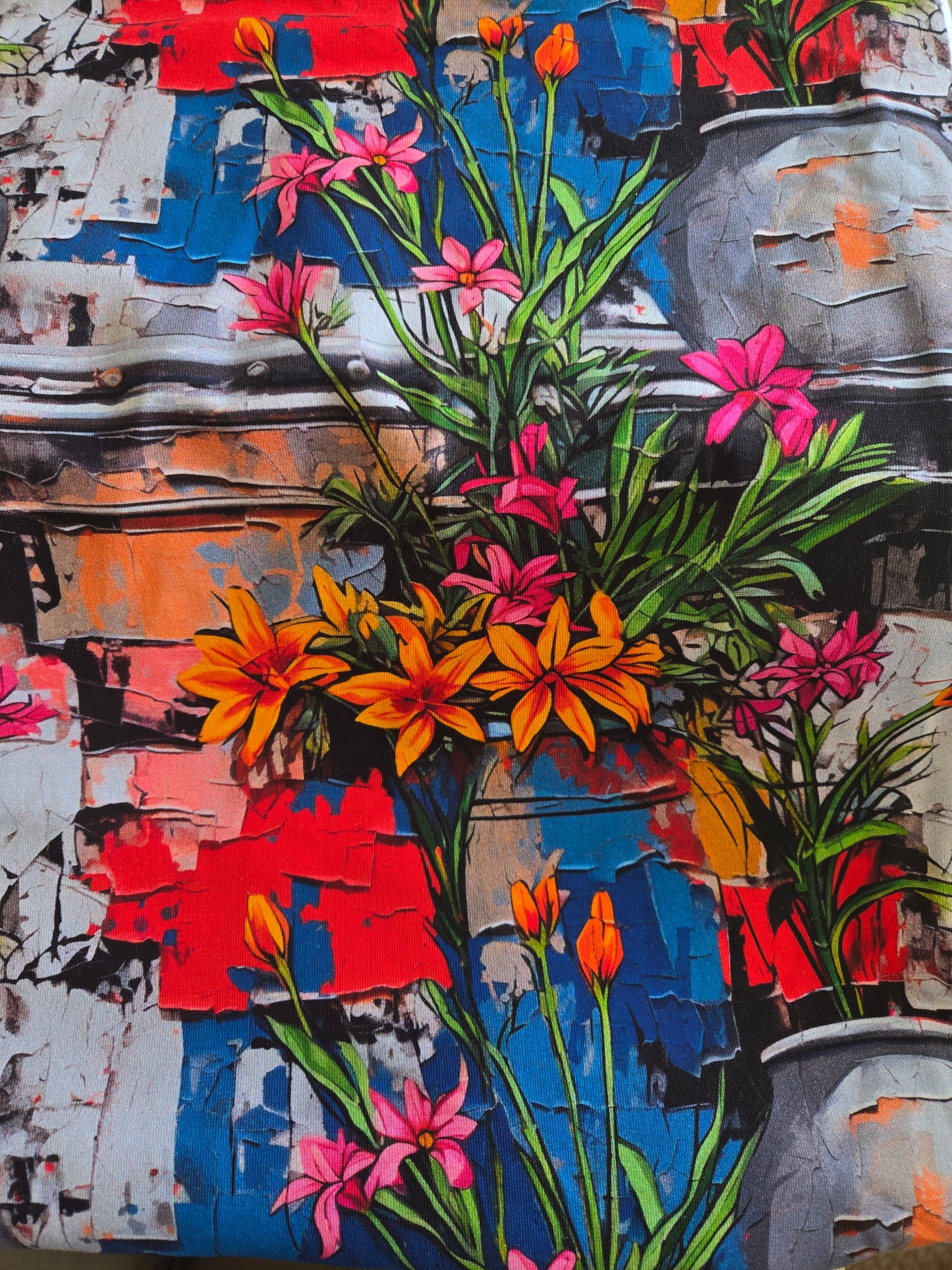 Grafiti Flowers -  Cotton Spandex-200g -1 meter remnant