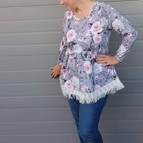 Roses on grey (lighter more pink)-  Cotton Spandex-250g-45CM PIECE