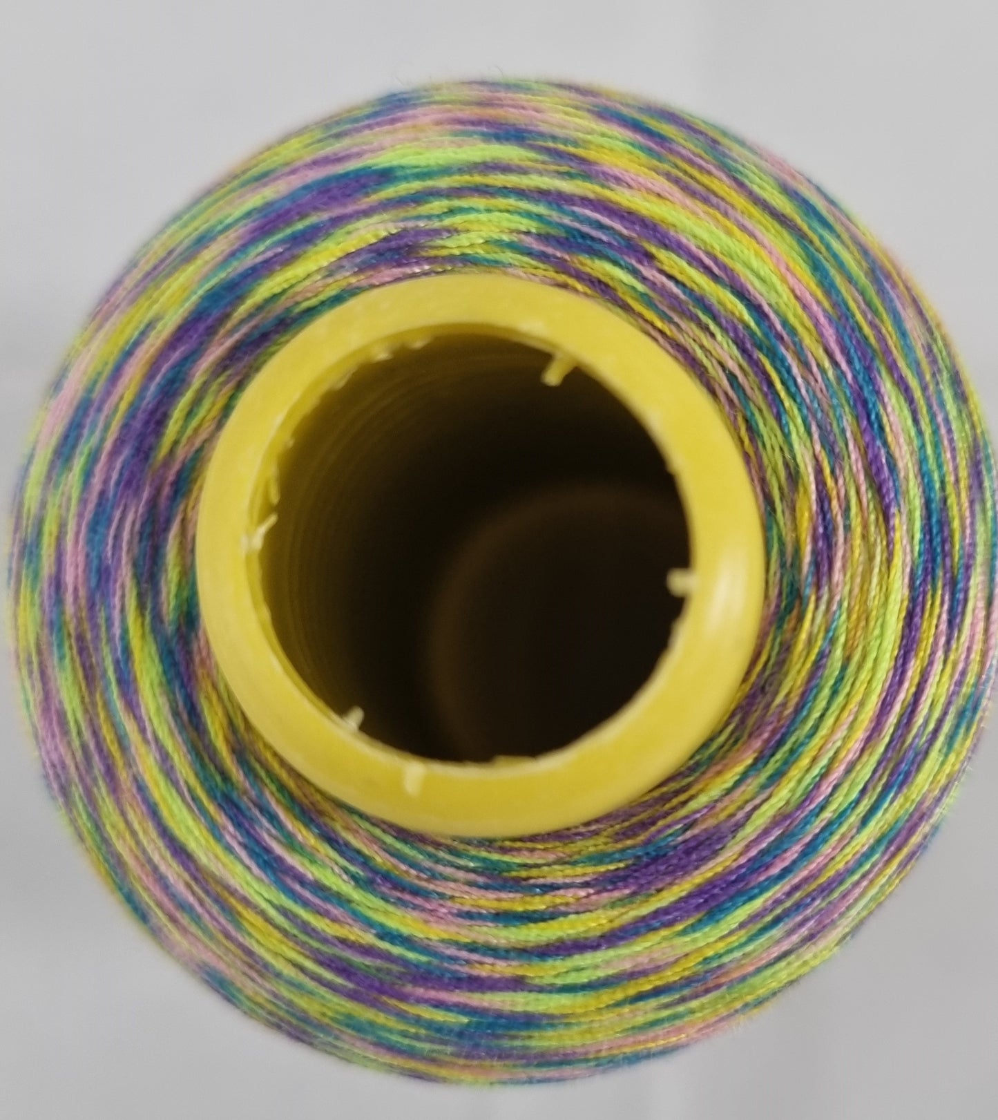 Rainbow Overlocking Thread - NO 11- 3000 yards /2740 meters